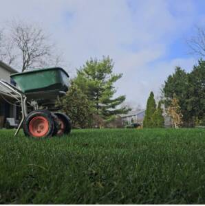 Tuff Green’s 6-Step Annual Lawn Care Program 6 fertilizatin 1
