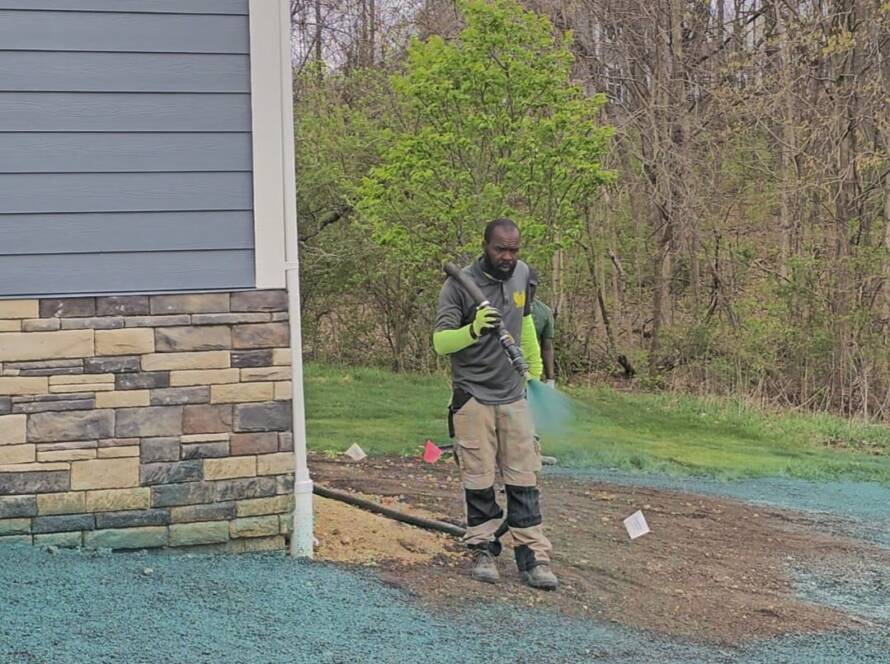 tuffgreenlawncare 0300